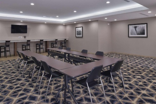 Best Western Plus Hotel At The Convention Center image 2