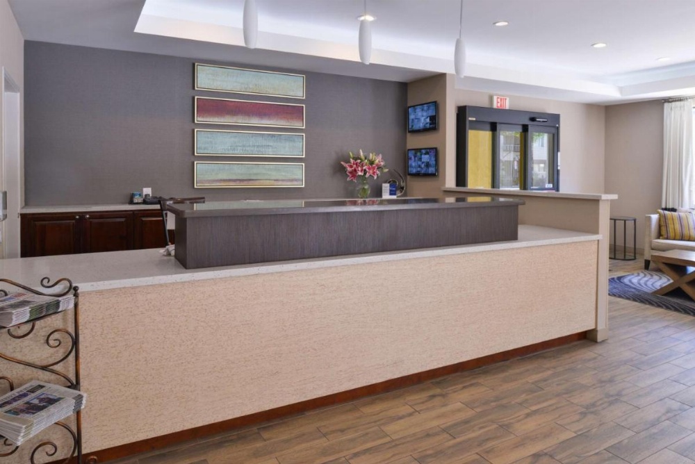 Best Western Plus Hotel At The Convention Center Image 6
